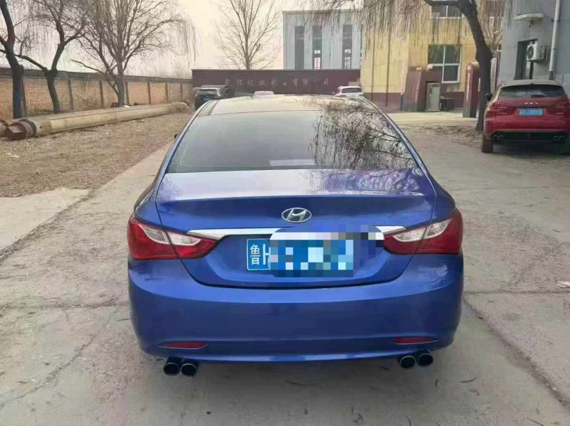 保定14年现代索纳塔9