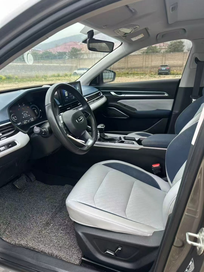 安阳21年吉利帝豪4