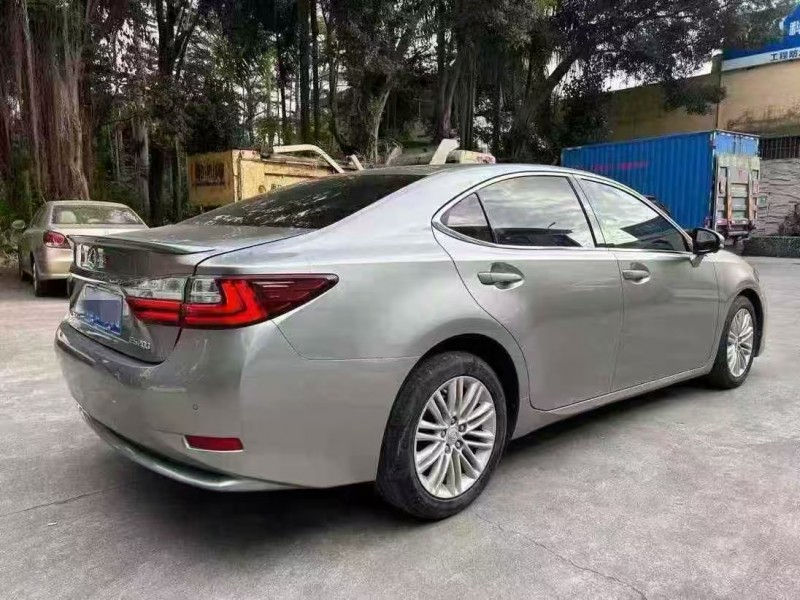 深圳18年雷克萨斯ES8