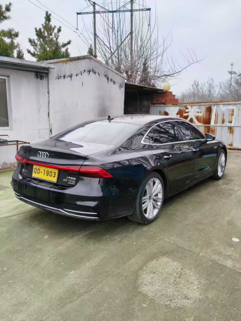 青島25年奧迪A7L5