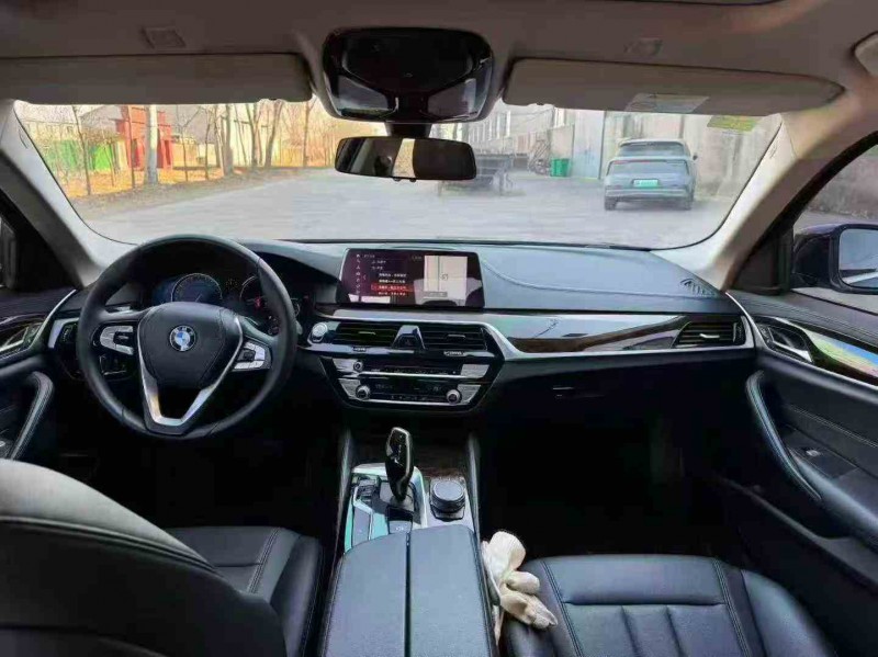 邢台18年宝马5系6