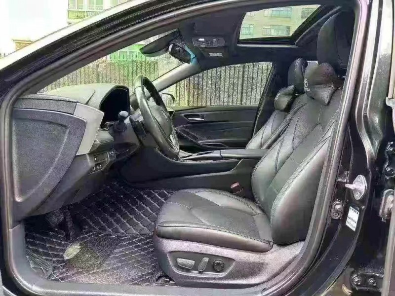 深圳23年丰田亚洲龙3