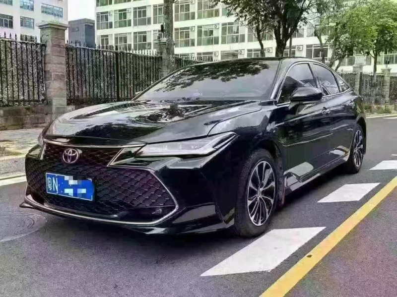 深圳23年丰田亚洲龙9