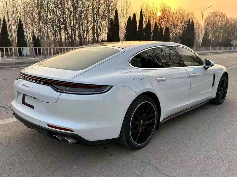 济南22年保时捷帕拉梅拉4