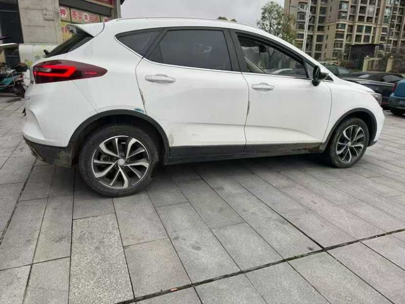 南昌21年吉利帝豪5