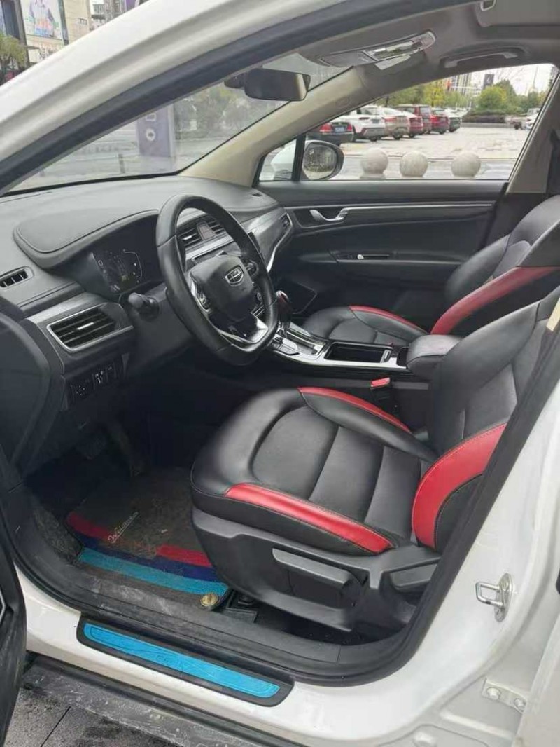 南昌21年吉利帝豪9