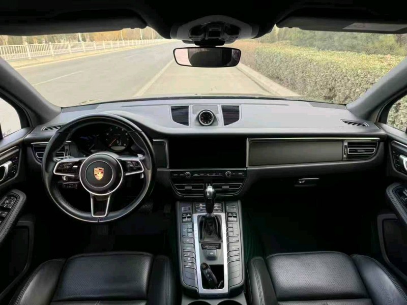 滨州19年保时捷Macan5