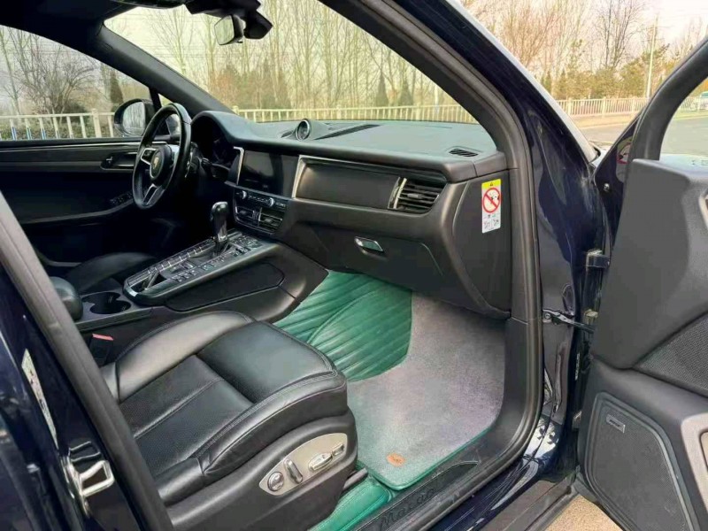 滨州19年保时捷Macan8