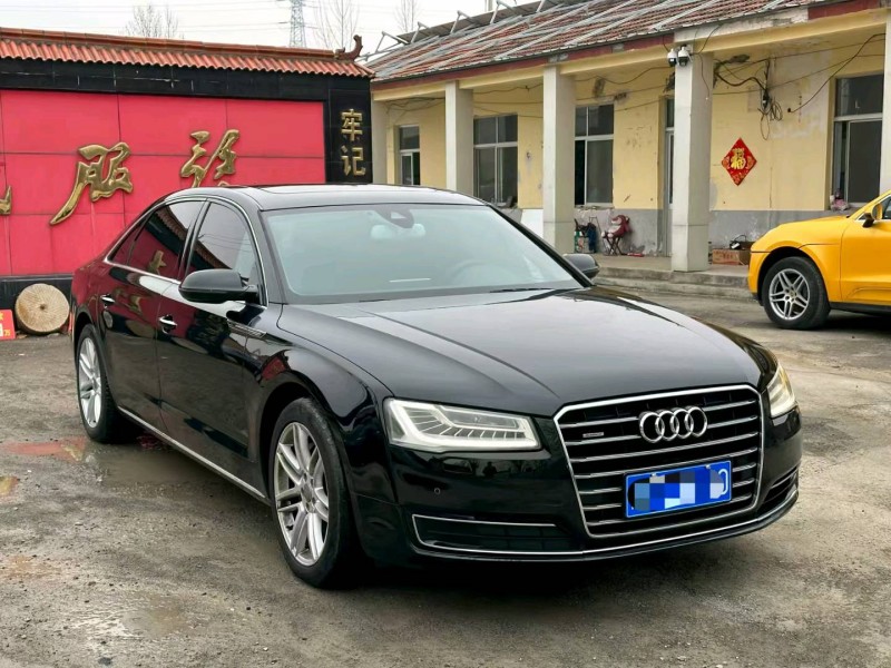 青岛16年奥迪A8L3