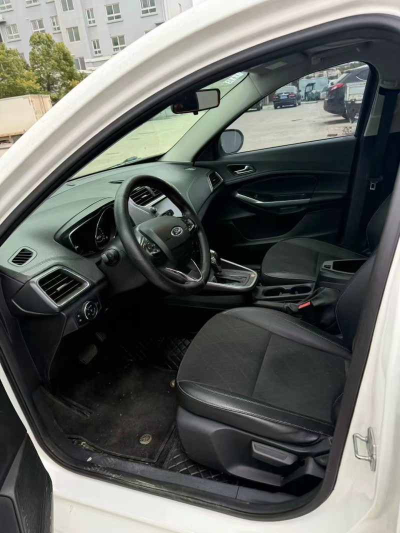 安阳21年福特福睿斯3