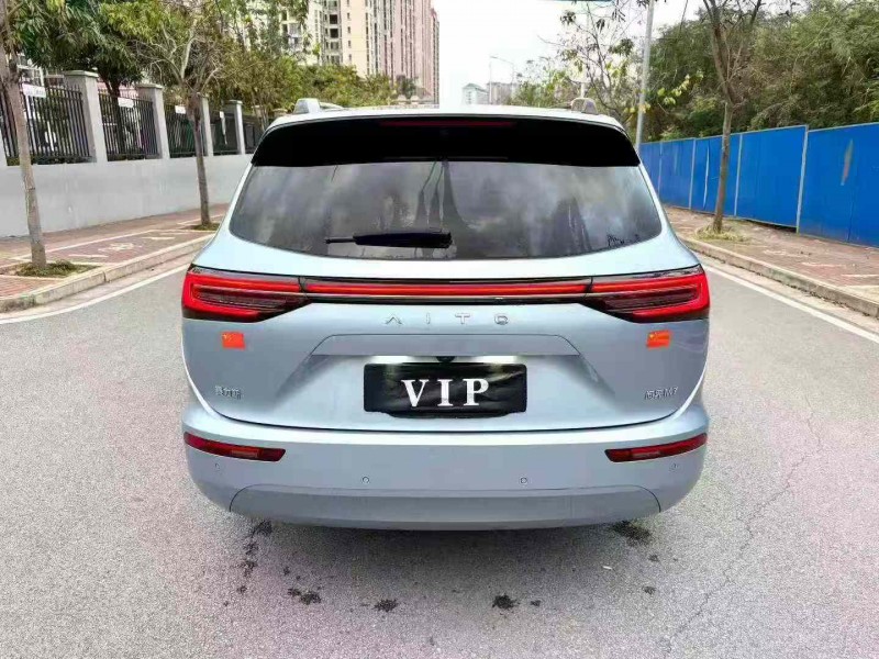 南宁24年华为智选问界9