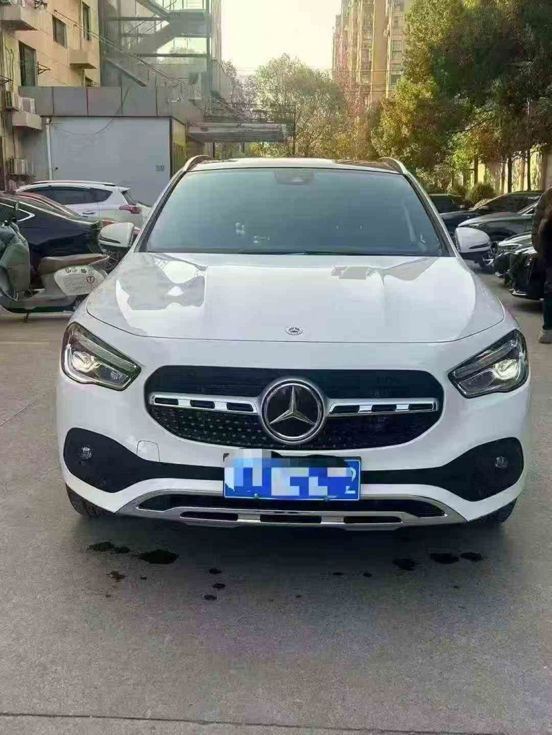 淮北23年奔驰GLA1