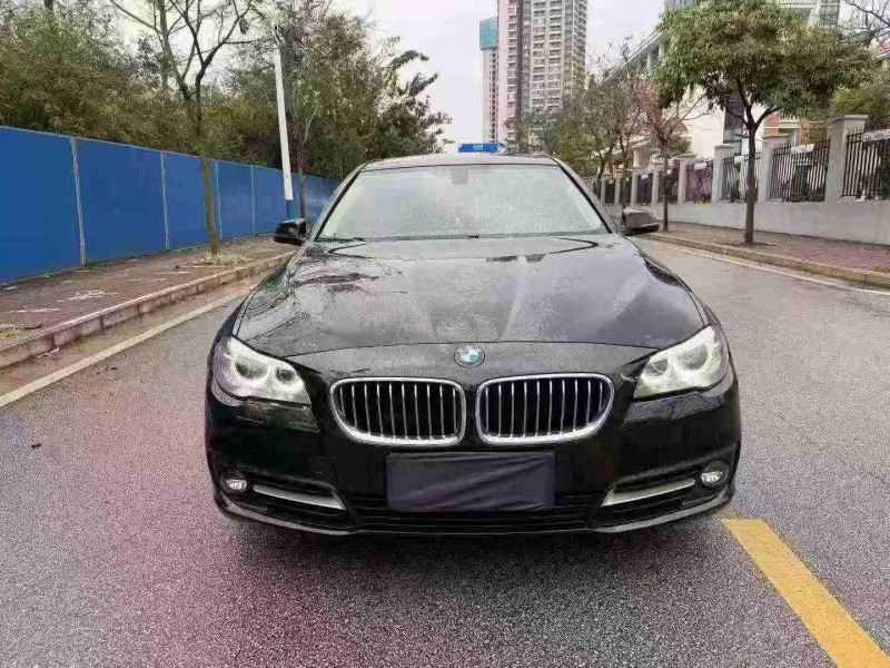 南宁17年宝马5系1