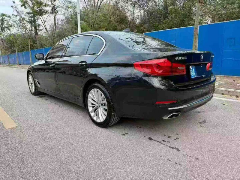 南宁18年宝马5系8