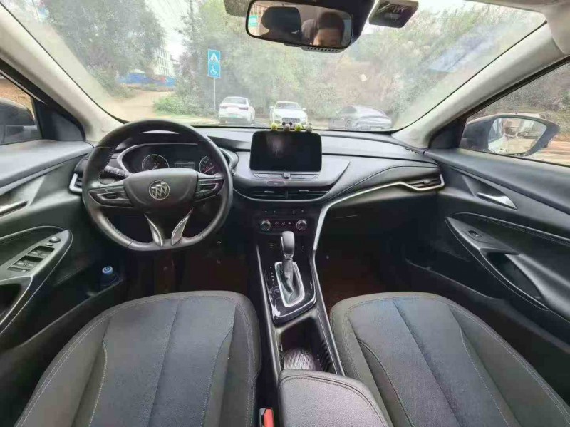 南宁20年别克昂科拉5