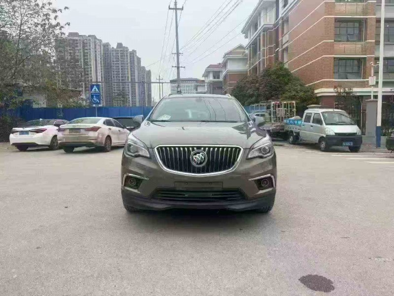 南宁17年别克昂科威1