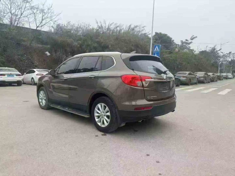 南宁17年别克昂科威8