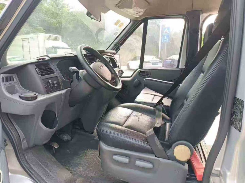 南宁16年福特全顺4