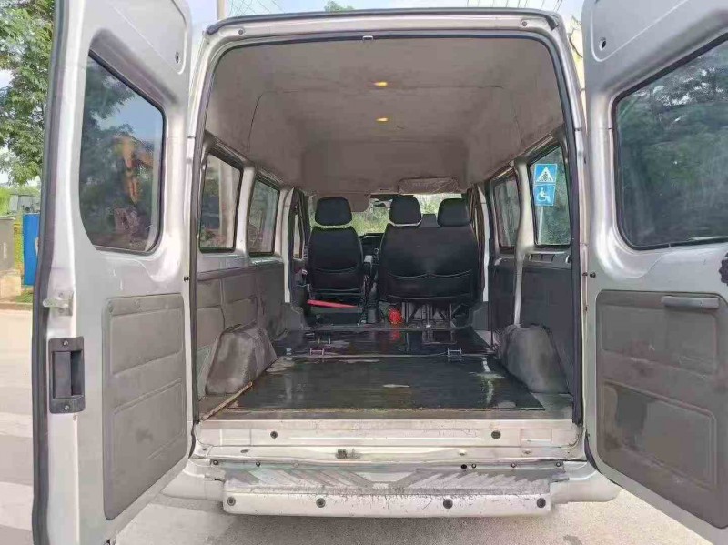 南宁16年福特全顺7