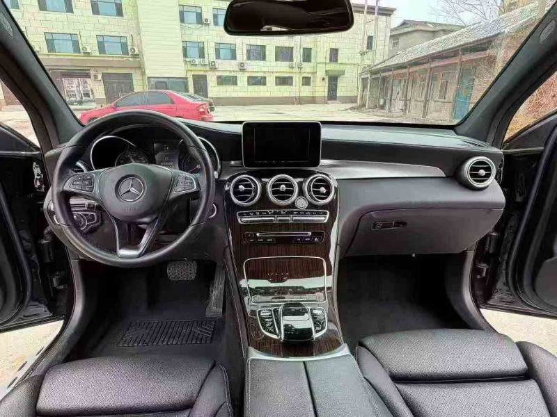 枣庄19年奔驰GLC6