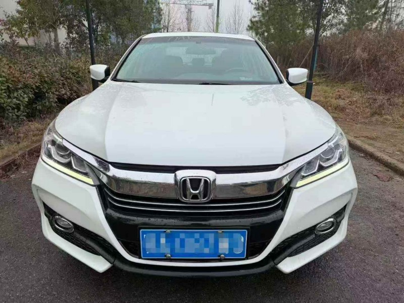 宜昌16年本田雅阁1