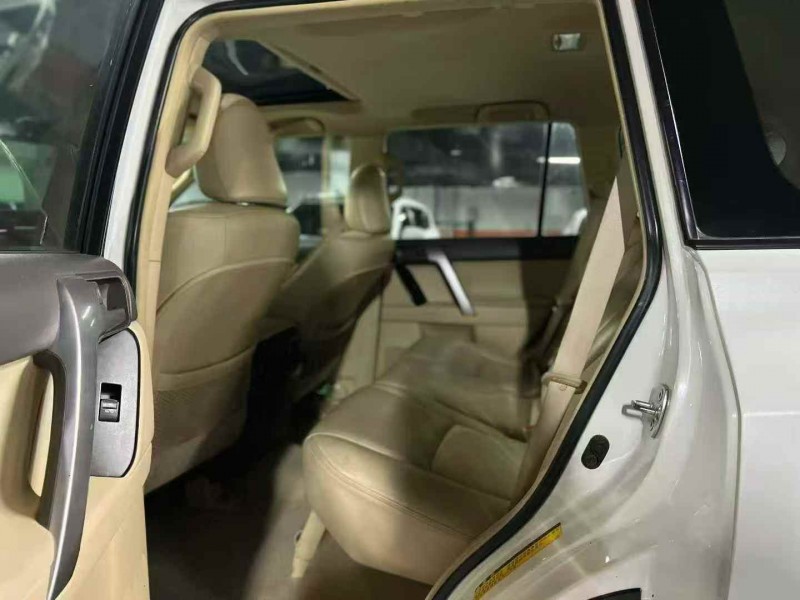 东营15年丰田普拉多4