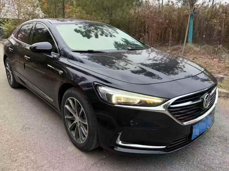 宜昌21年别克君越3