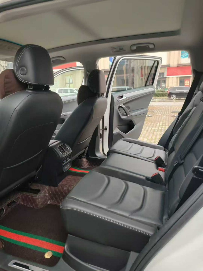 襄阳21年大众途观2