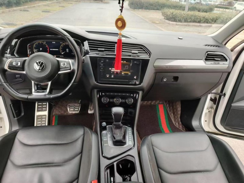 襄阳21年大众途观5