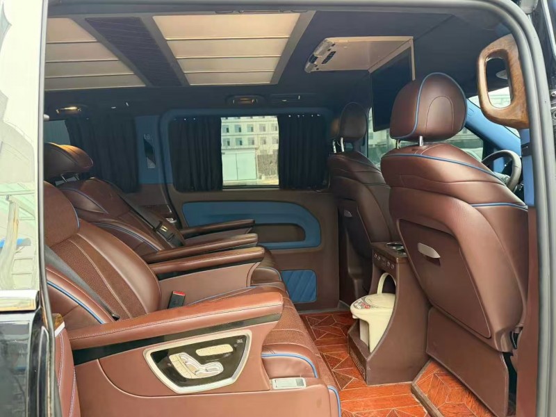 焦作19年奔馳威霆4