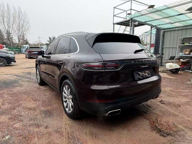 焦作19年保时捷卡宴9