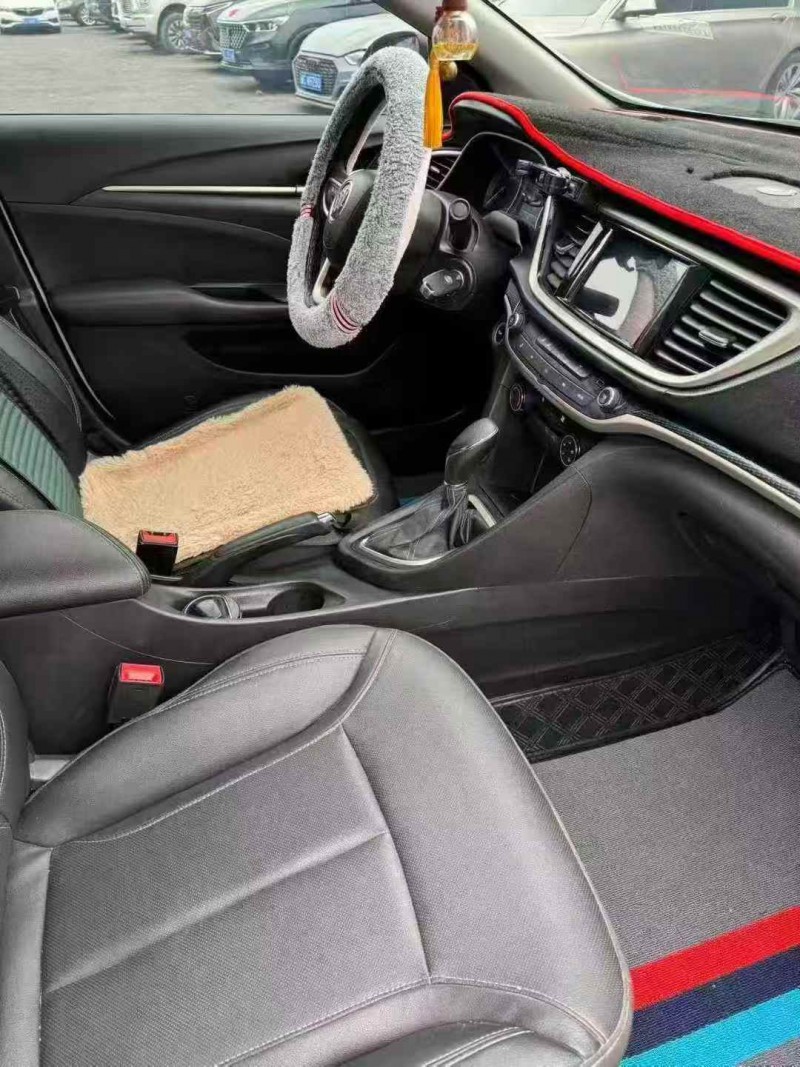 承德22年别克英朗4