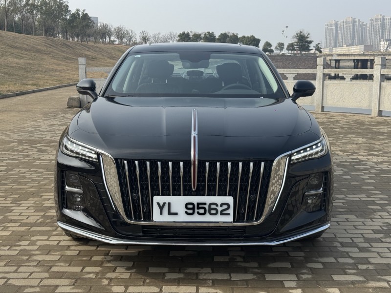 新乡25年红旗H51