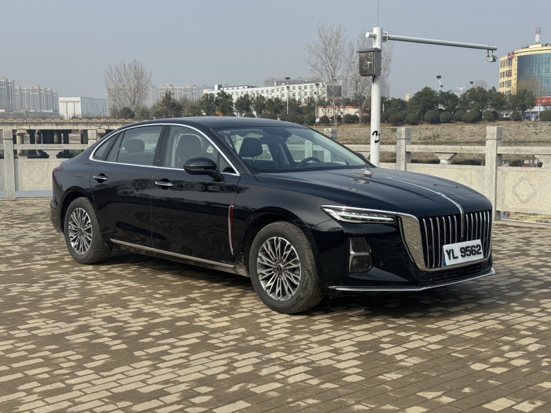 新乡25年红旗H56