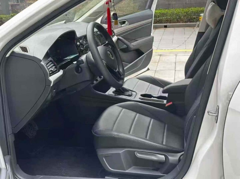 南昌22年大众朗逸3