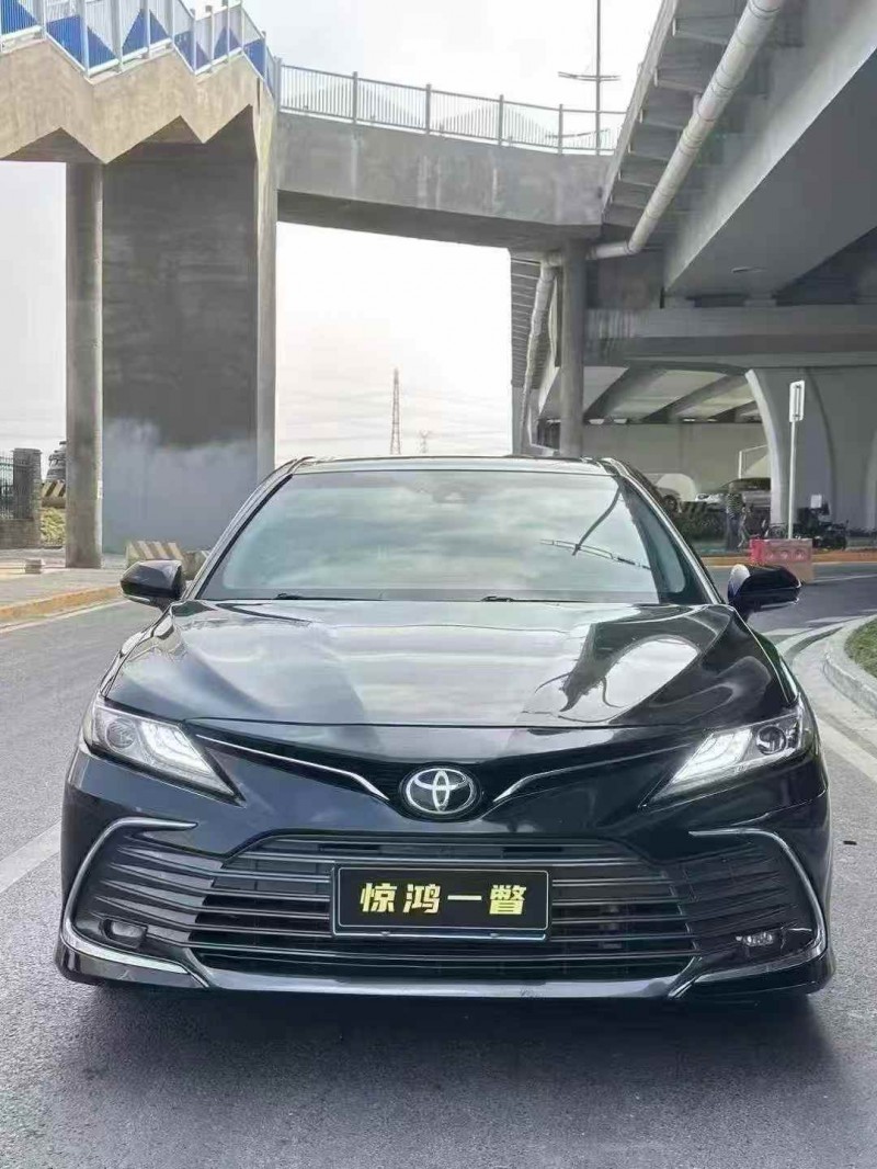 广州22年丰田凯美瑞1
