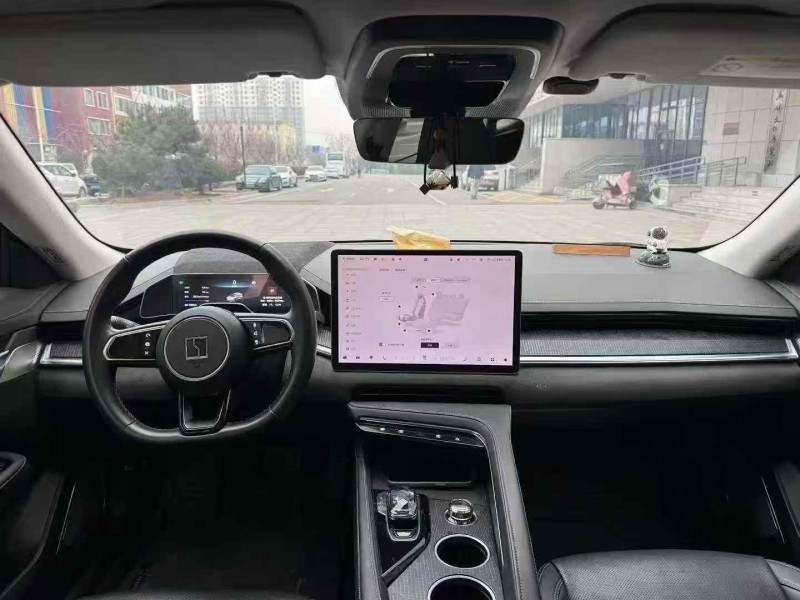 济南23年极氪汽车0018