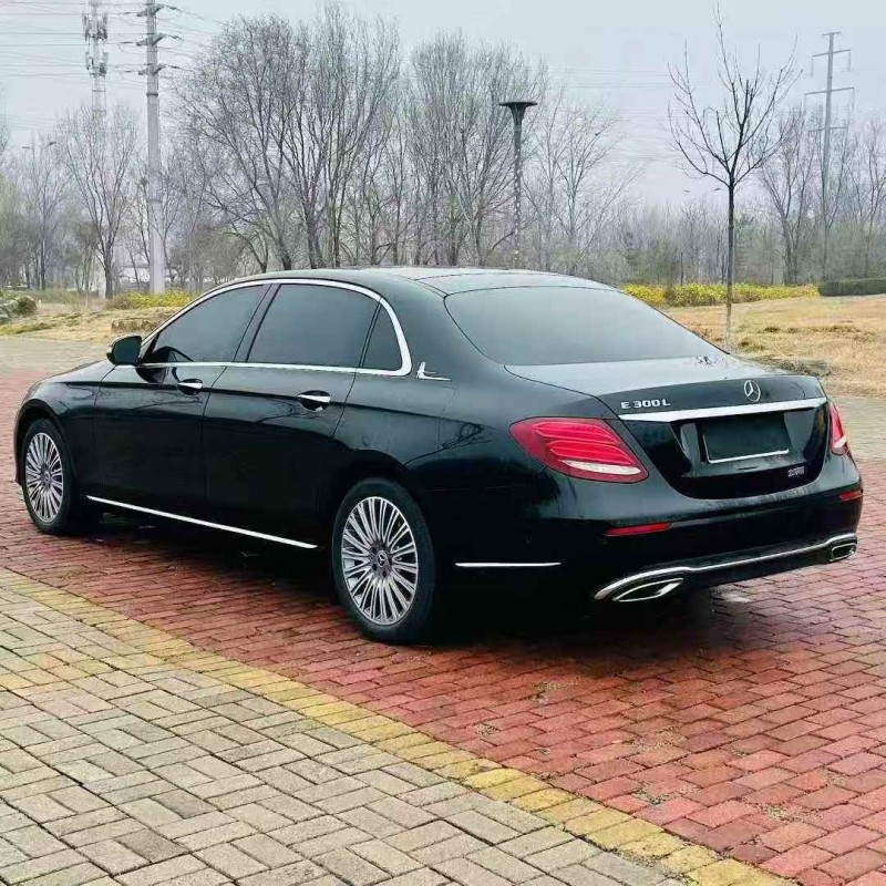 东营20年奔驰E8
