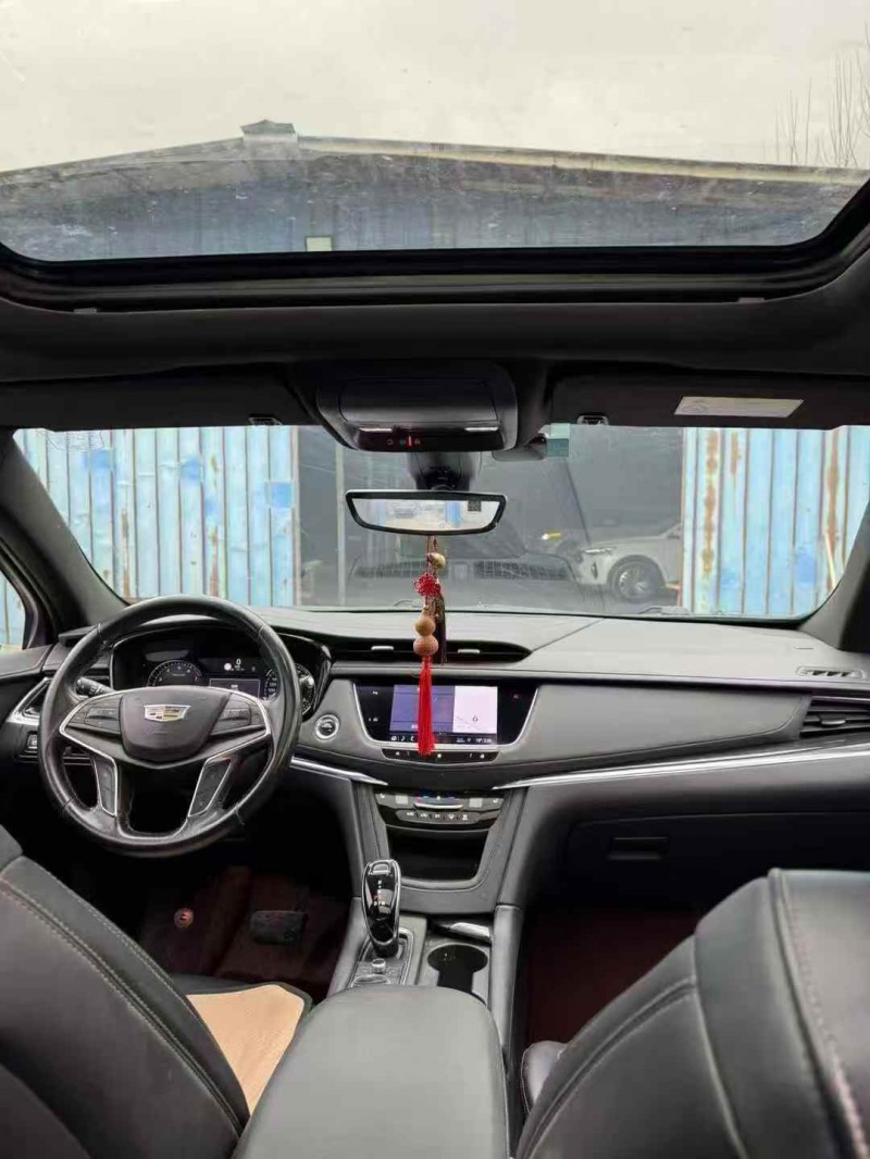 淄博20年凯迪拉克XT54