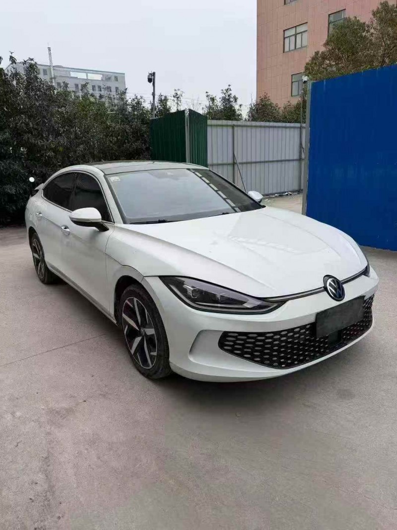 湖州24年大众凌渡3