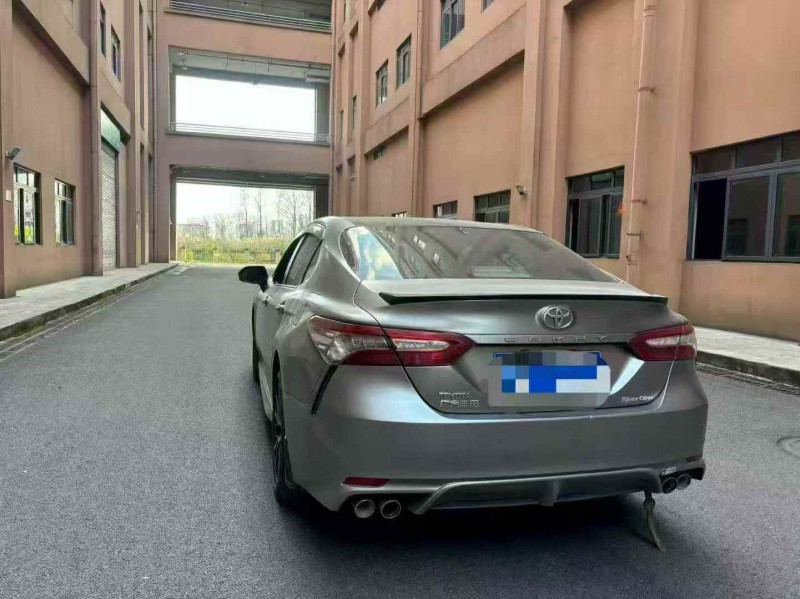 南京18年丰田凯美瑞7