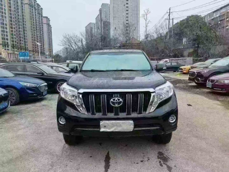 邵阳17年丰田普拉多1