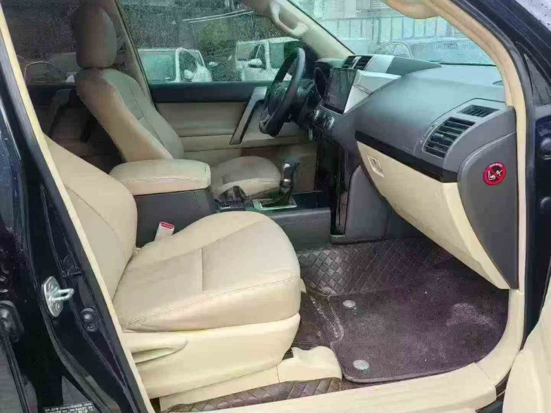 邵阳17年丰田普拉多5