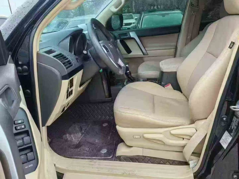 邵阳17年丰田普拉多6