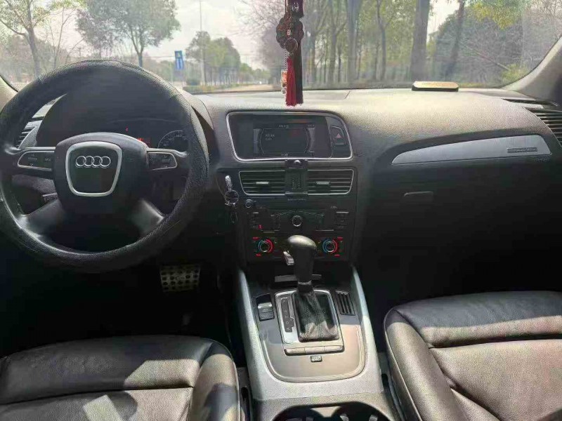 邵阳12年奥迪Q55