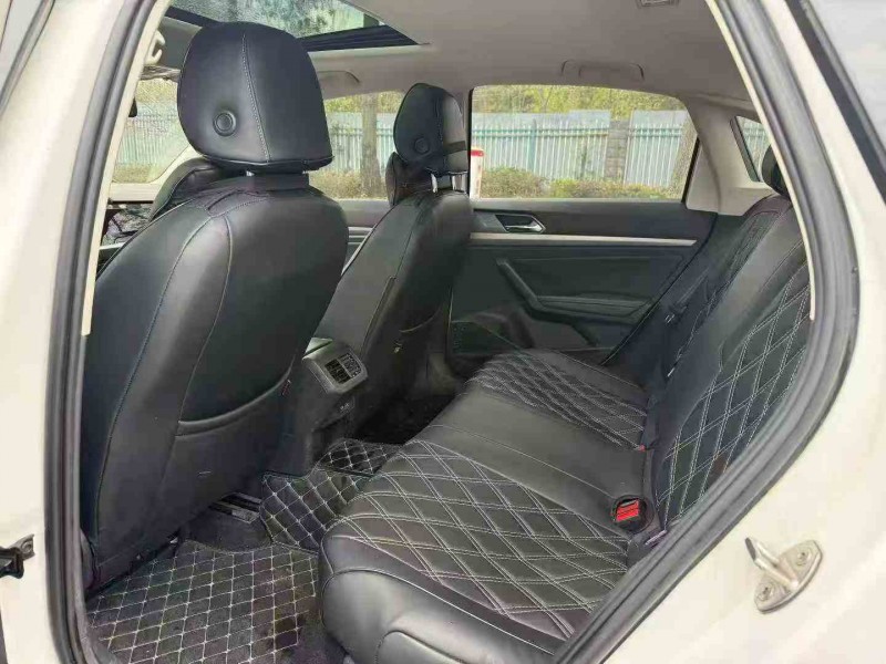 邵阳21年大众朗逸5