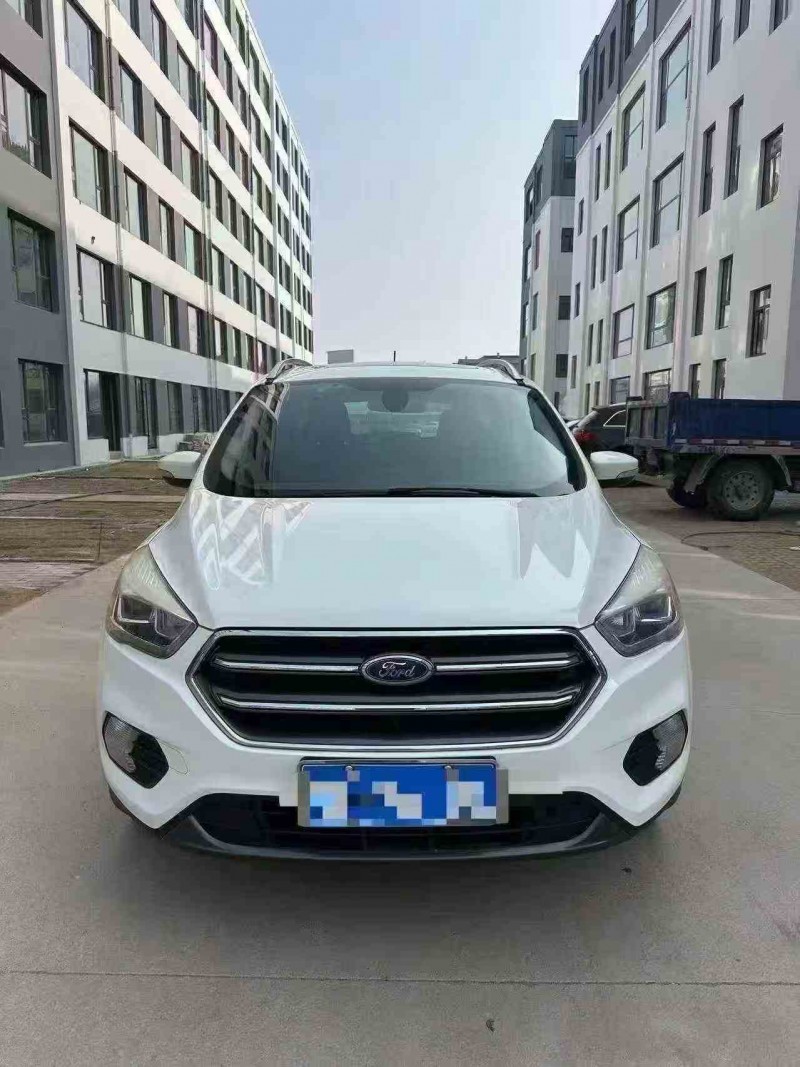 枣庄19年福特翼虎1