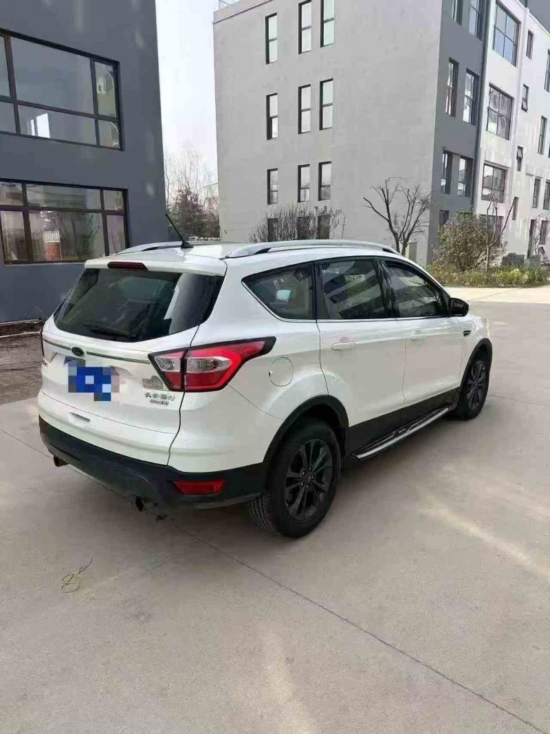 枣庄19年福特翼虎6