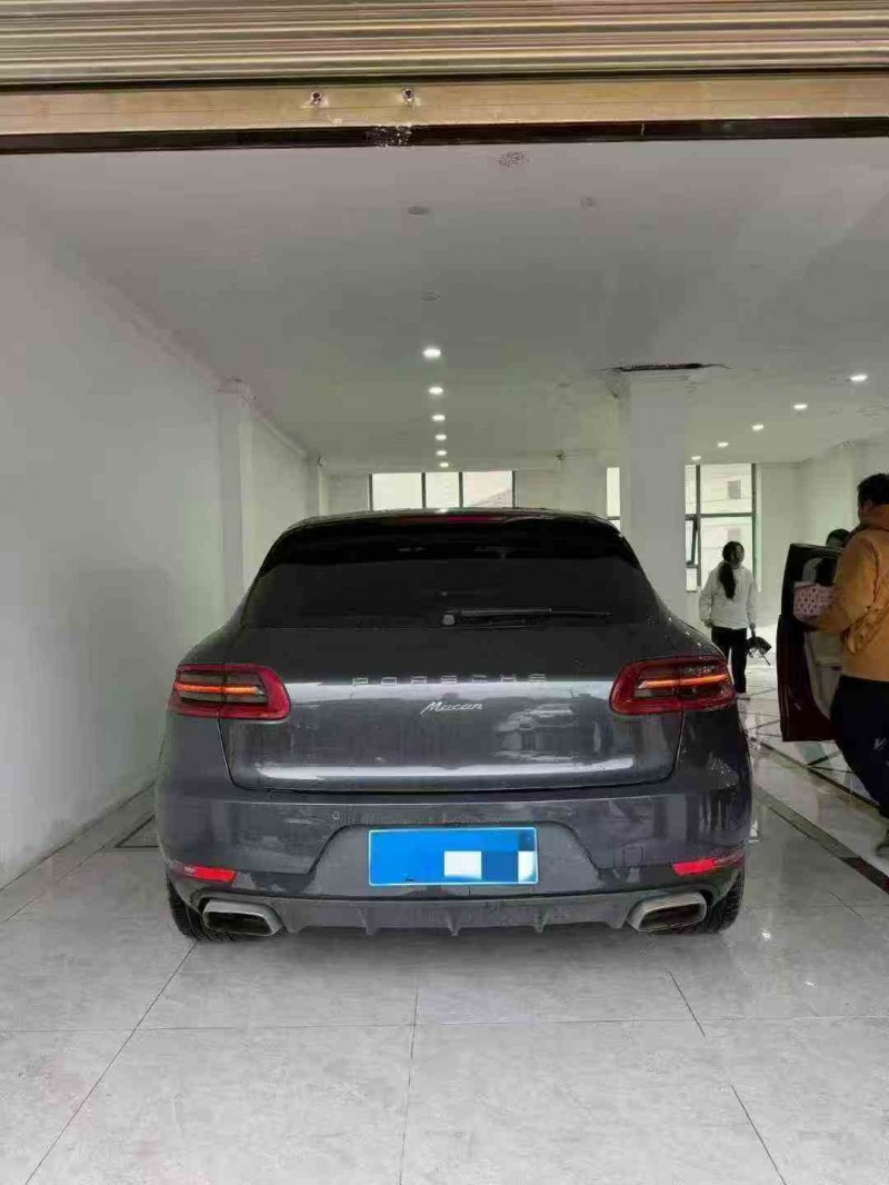 衡阳17年保时捷Macan8
