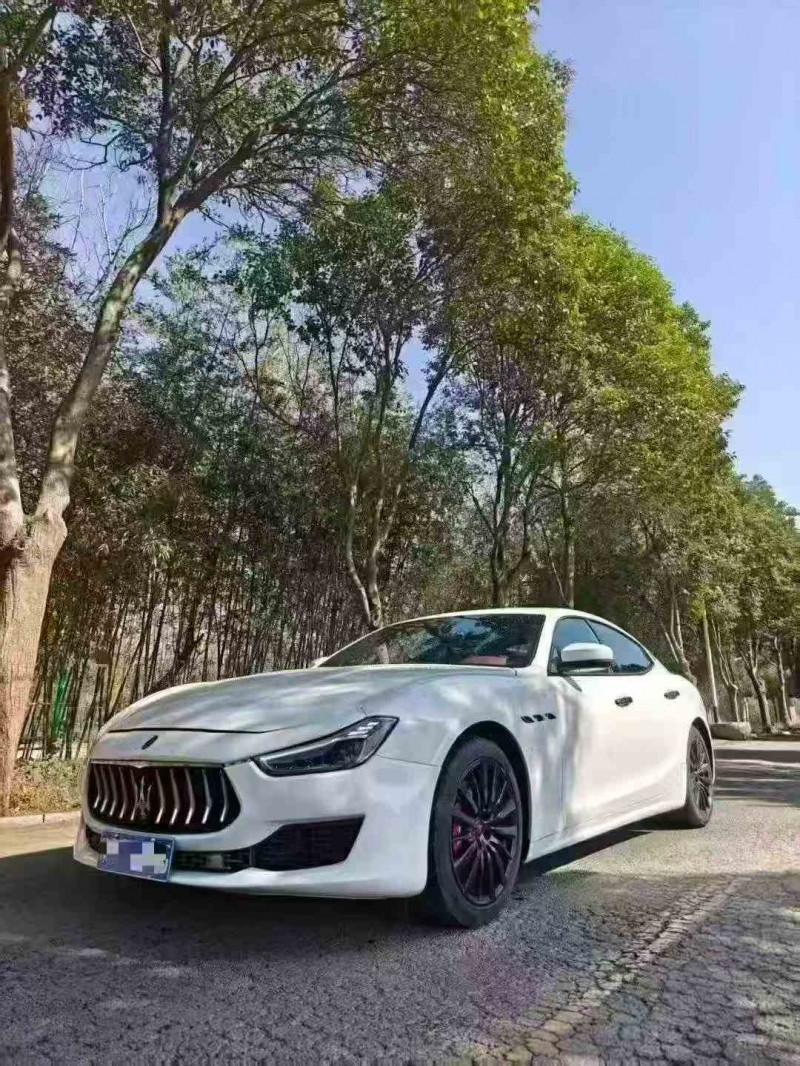 衡阳20年玛莎拉蒂Ghibli2